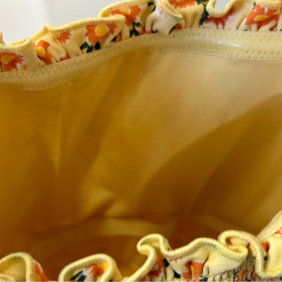 Simons Swimsuit size Large - Picture 6 of 6